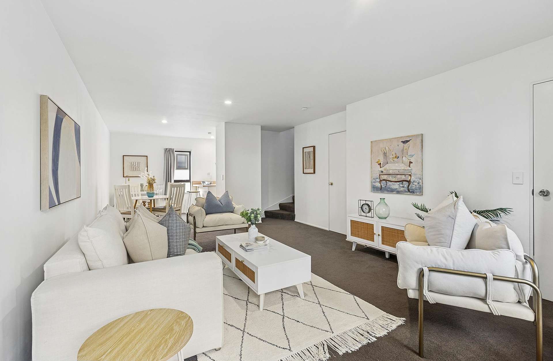 2/2 Goring Street Thorndon_0