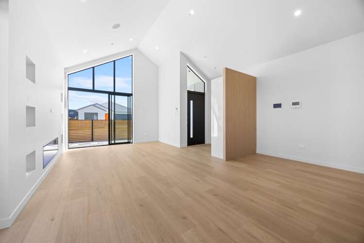 18 Tuwai Crescent Opaheke_13