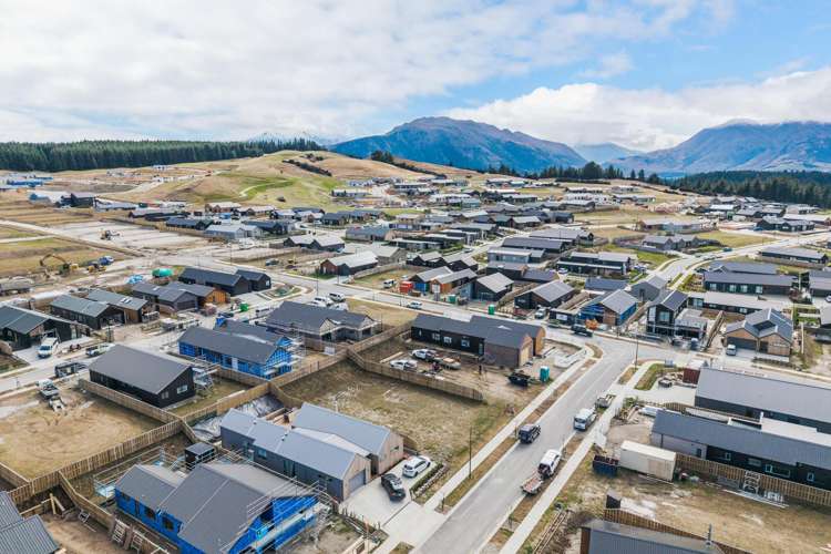 11 Craigie Burn Lane Wanaka_8
