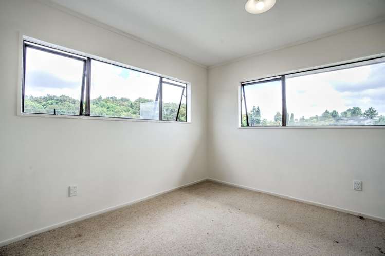 112b Amanda Avenue Dinsdale_9