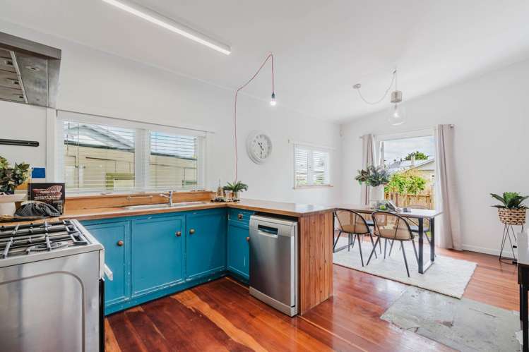 185 Galloway Street Hamilton East_10