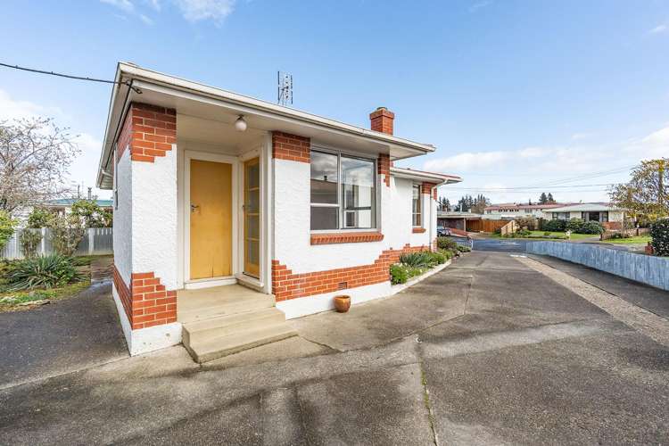 5 Peat Place Mosgiel_11
