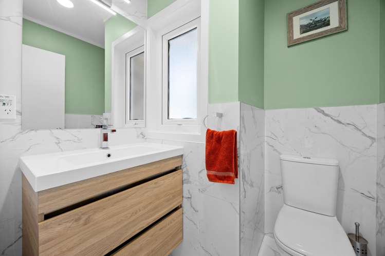 25B Glucina Avenue West Harbour_9