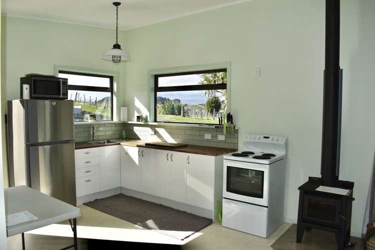 146 Strathnaver Drive Waikawa Beach_10