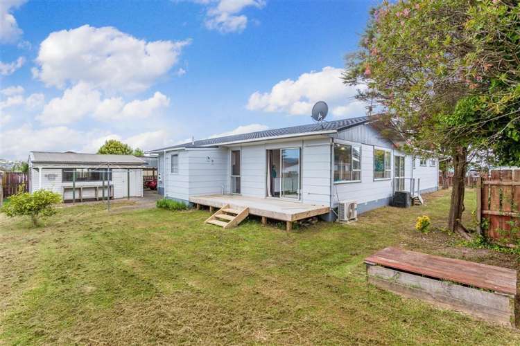 18 Hinerau Street Henderson_18