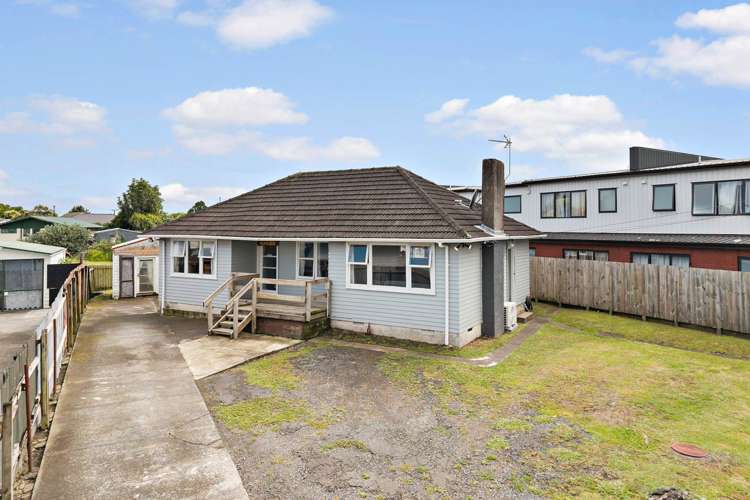 32 Kudu Road Otara_11