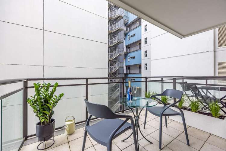 917/22 Nelson Street Auckland Central_13