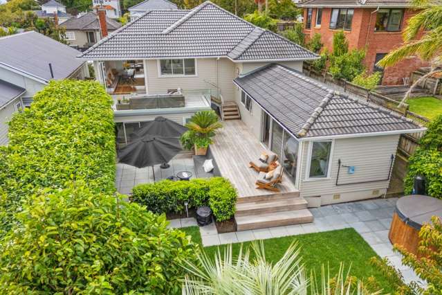 High-spec, flexible family home by Mt Eden border