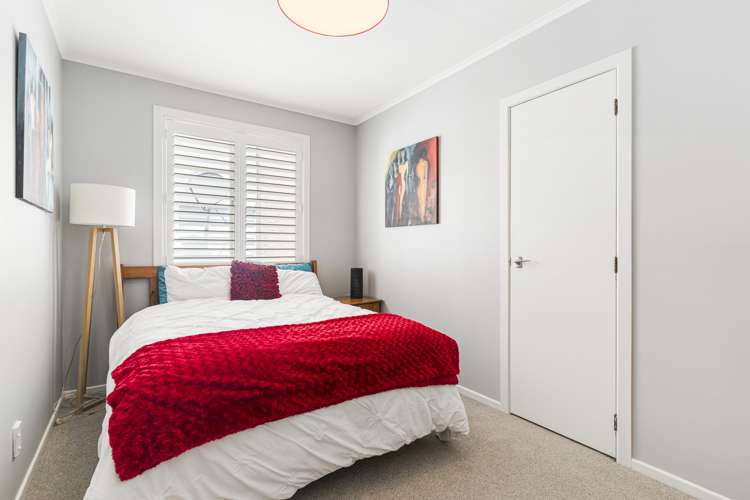 45 Lauderdale Road Birkdale_11