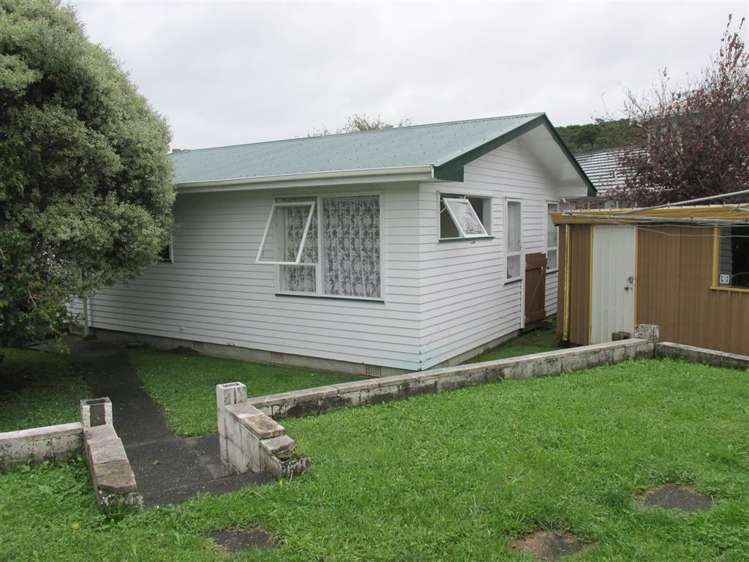 10 Kumeroa Grove Wainuiomata_16