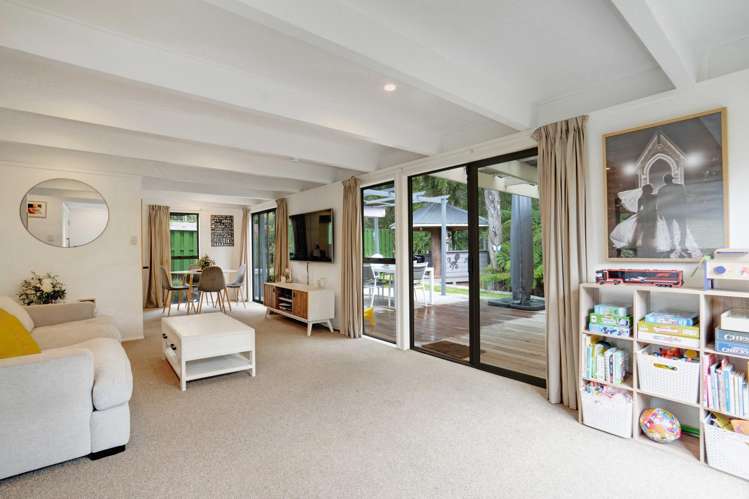 2/5 Eugen Place Bayview_4