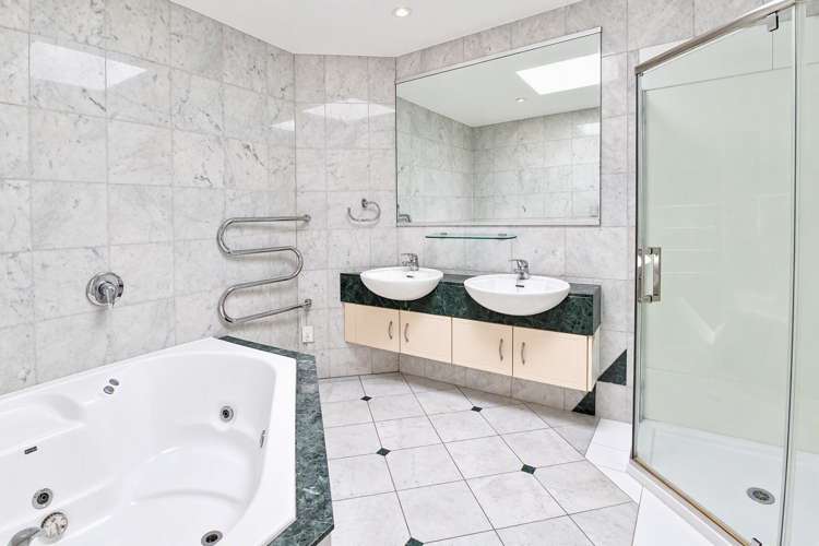  A/55 Aldersgate Road Hillsborough_14