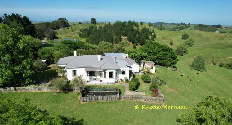 311 Franklin Road Paparoa_4