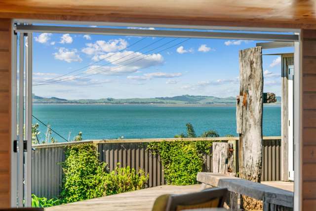 Harbour view getaway