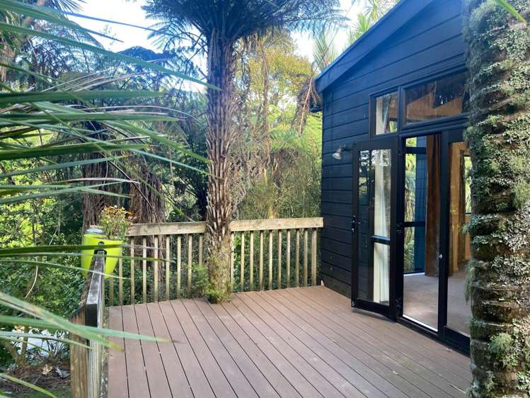 186 Huia Road Titirangi_1