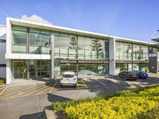 Unit B/38 Highbrook Drive East Tamaki_1