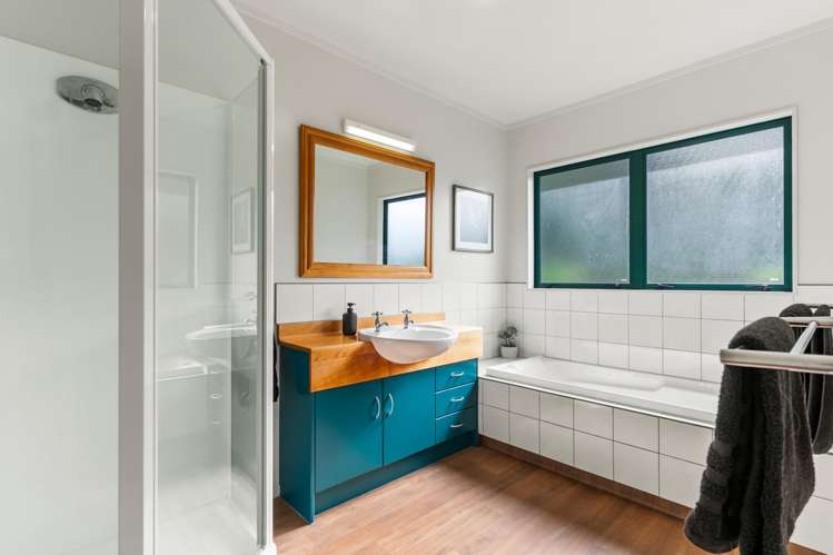 349 Blind Bay Road Great Barrier Island_15