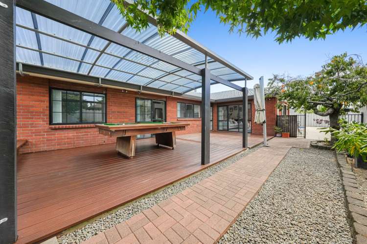 8 John Lister Close Golflands_6