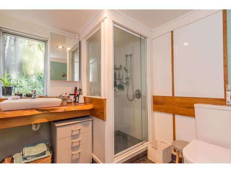 693 Huia Road Parau_5