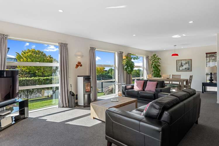 18 Kenmure Drive Huntsbury_5