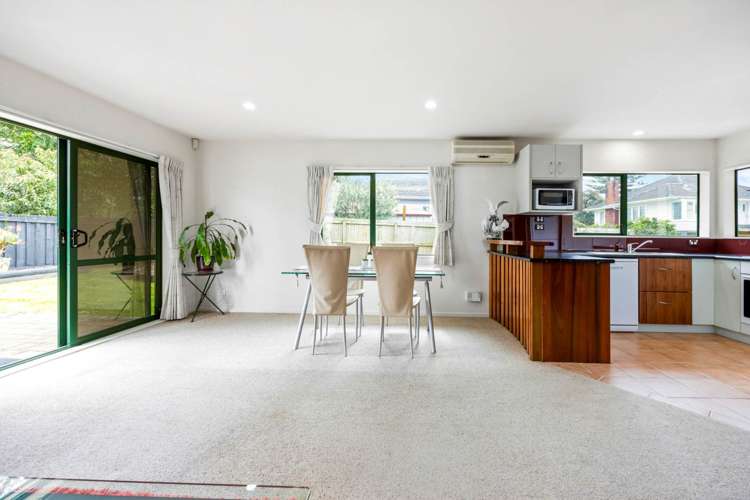 1a Roberts Road Te Atatu South_2