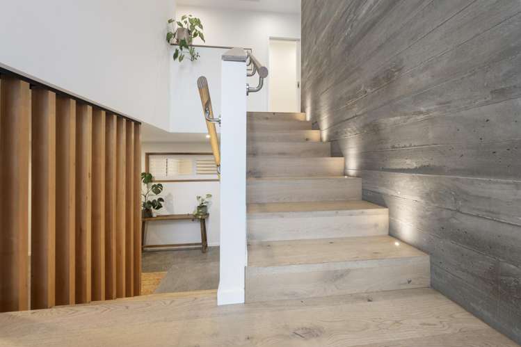 16 Arataki Views Way Glen Eden_19