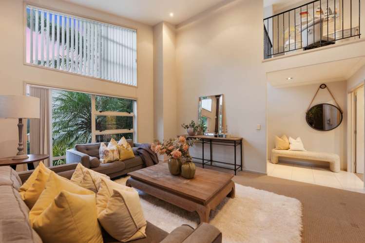 4 Chard Place Mission Heights_3