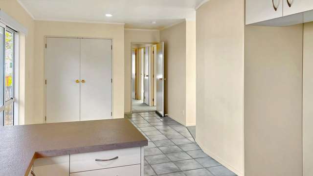 A/23 Broadfield Street Massey_2