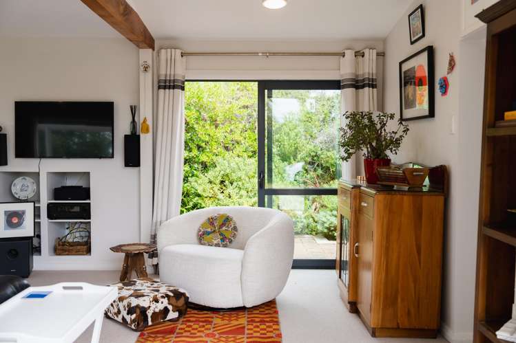 384 Taieri Mouth Road Kuri Bush_10