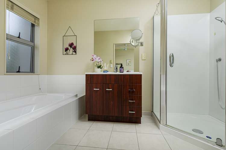 22/40 Scarlet Oak Drive Schnapper Rock_11