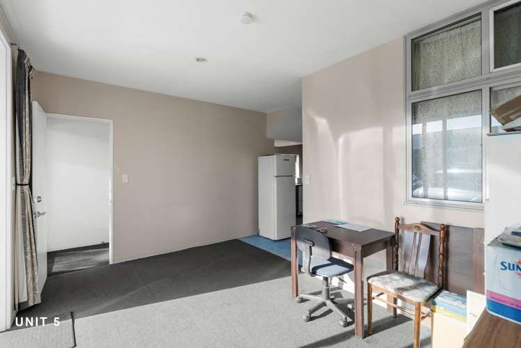 9 Hands Road Middleton_12