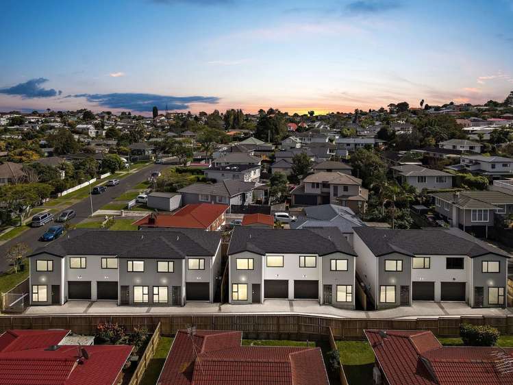 7/72 Howe Street Howick_16