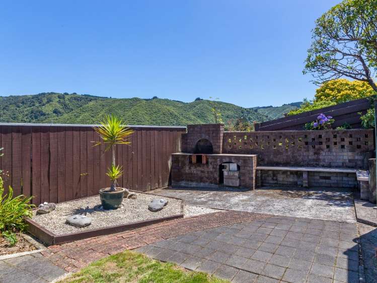 17 Roband Crescent Brown Owl_6