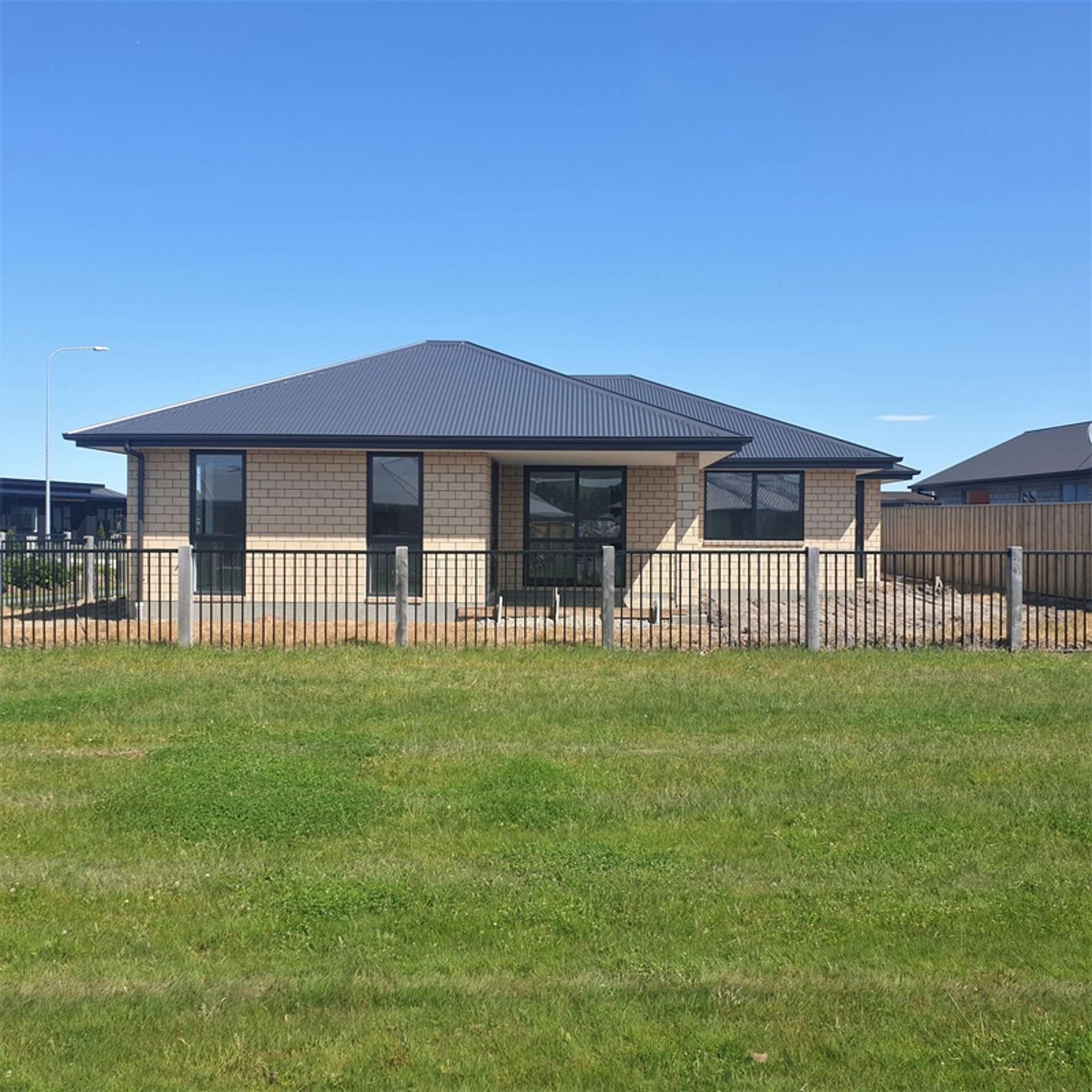 9 Wyllie Place Amberley_0