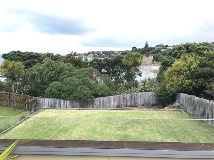 3 Churchill Road Murrays Bay_9