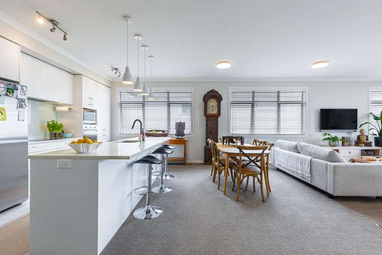 52 Landmark Terrace Orewa_14