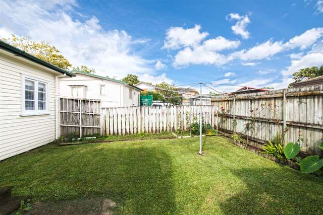 1/3 Seabrook Avenue New Lynn_2