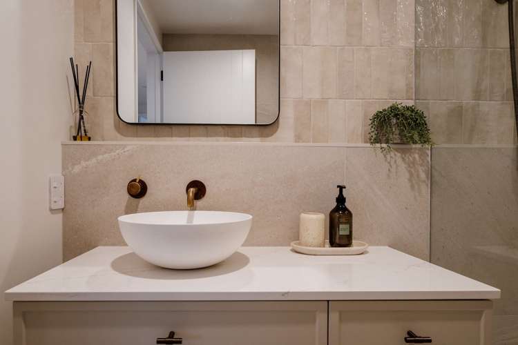 2/229 Waimea Terrace Beckenham_13