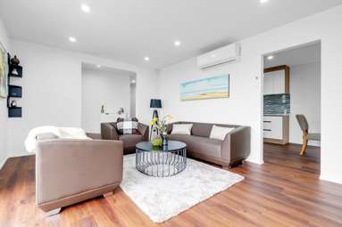 1 Sutton Avenue_2