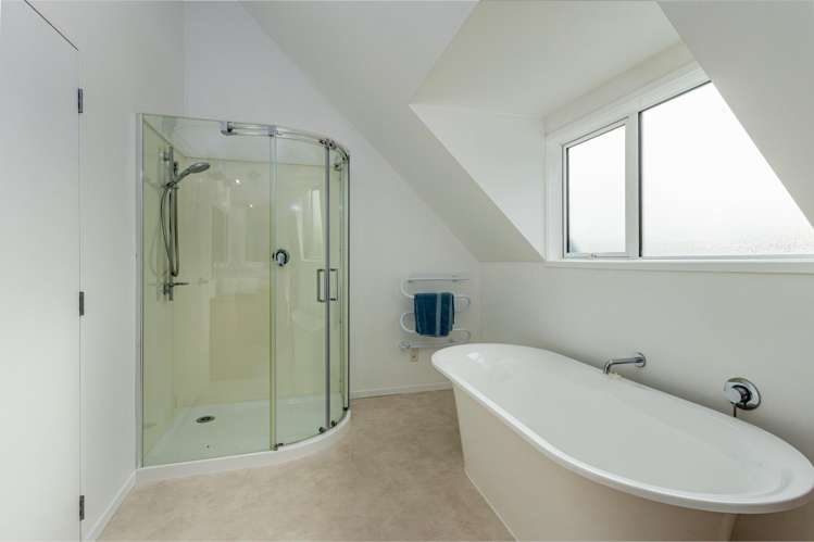 32 Harrison Road Winchester_19