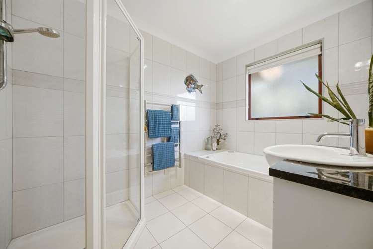 26 Rakau Views Orewa_19