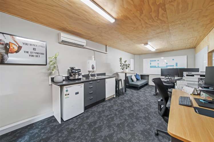 Unit 5, 47 Sonter Road Sockburn_9