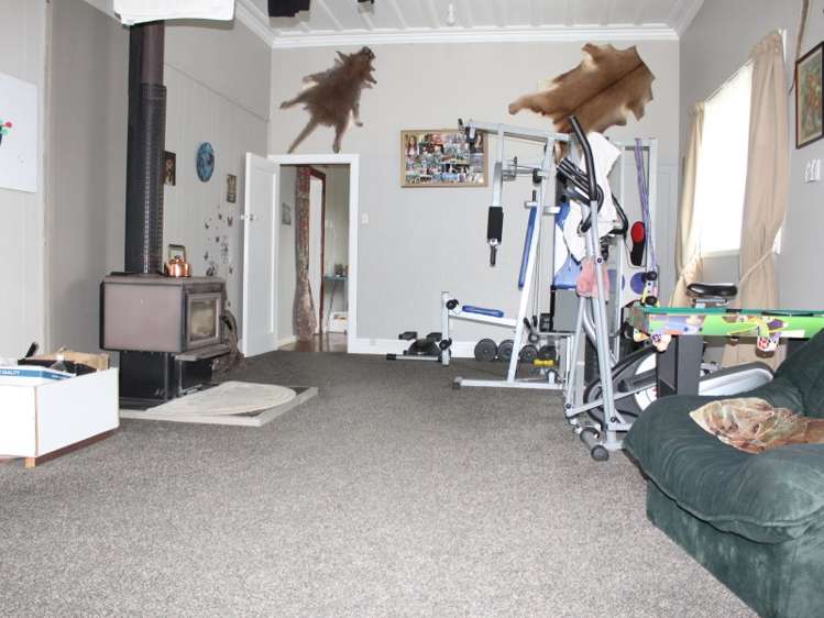 32 Irvine Street Lawrence_5