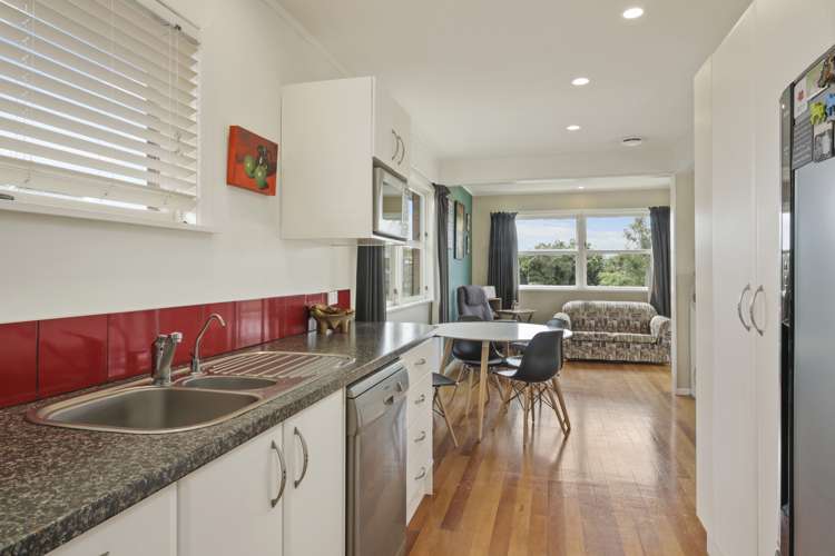 8 London Street Pukekohe_11