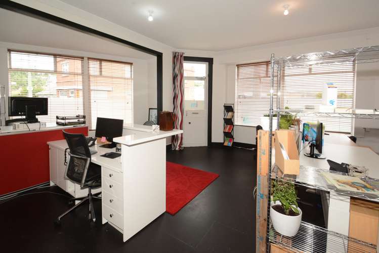 99 Hargest Crescent Saint Clair_11