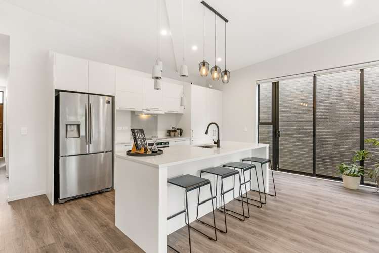 7 Bravery Road Papakura_6