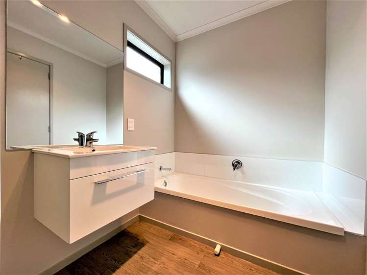 16 Ipukarea Street Weymouth_12