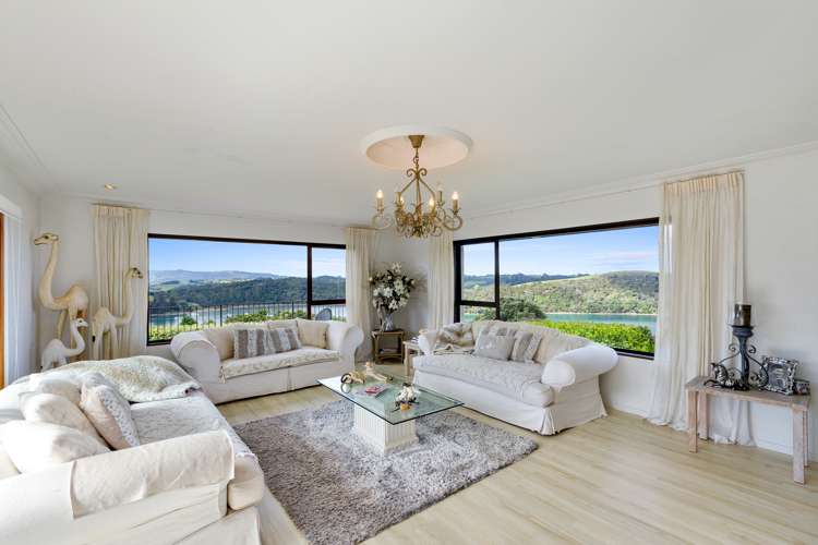 16 Kotare Place Sandspit_6