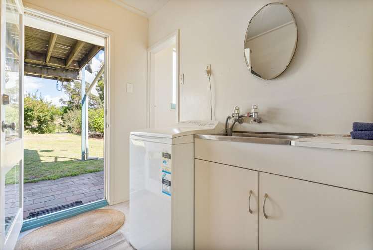 221 Mangakahia Drive Whangapoua_17