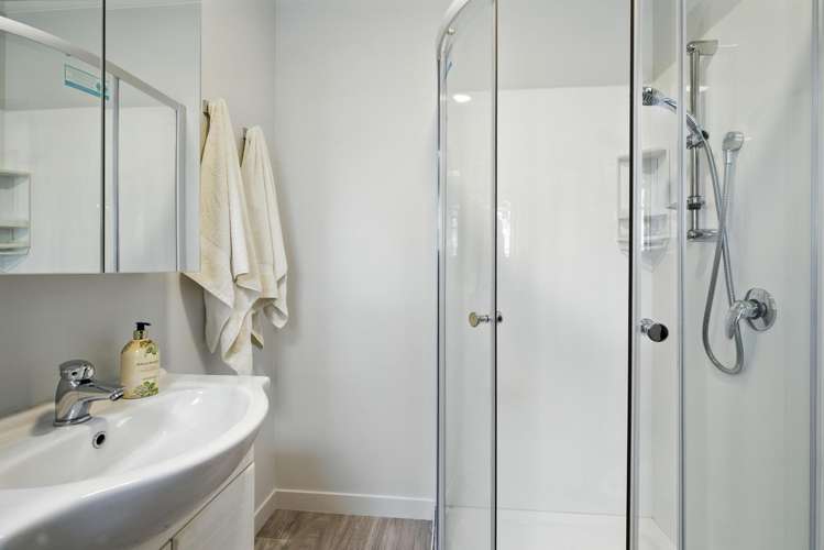 10 Pennant Street Wakari_12